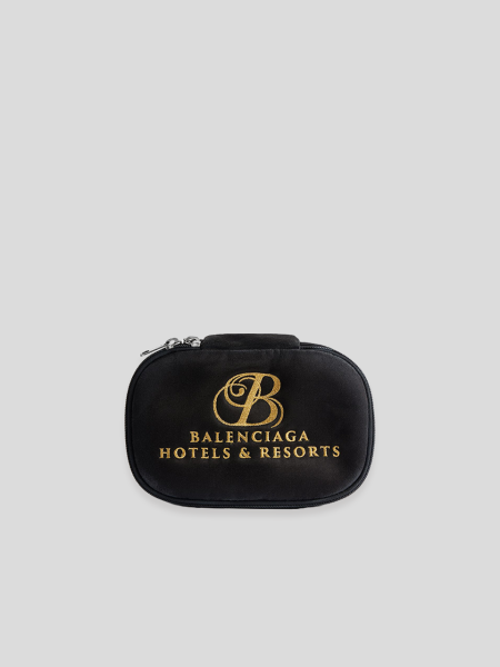 Hotel & Resort Vanity - black gold